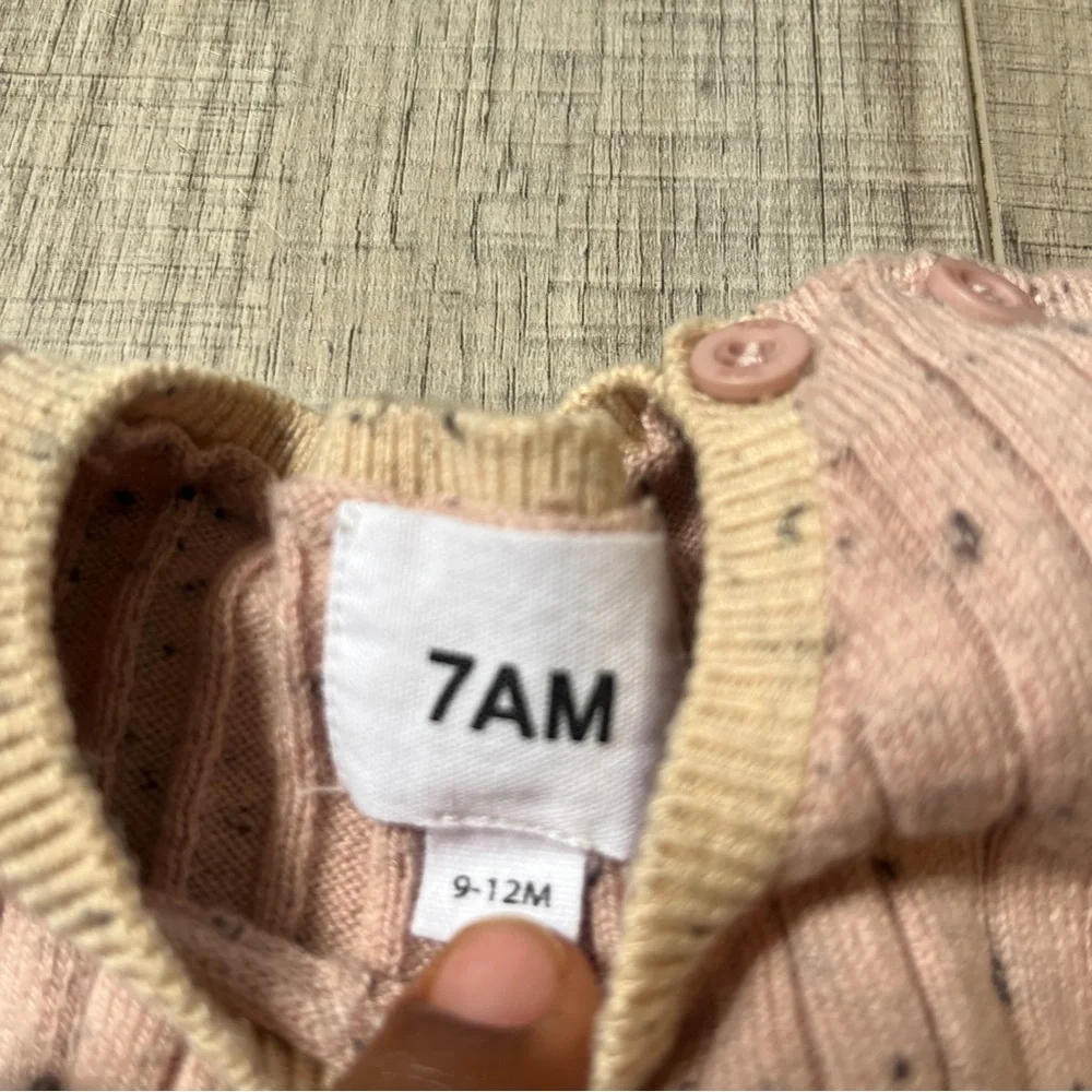 7 AM Grey Short Sleeve Top, Biker Shorts & Hat Set - Cozy Ribbed Knit 9-12 month